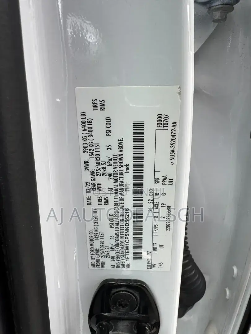 Ford F-150 XL 2022 White
