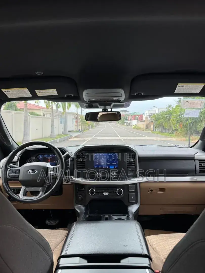Ford F-150 XL 2022 White