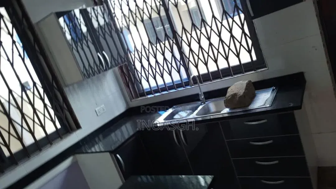 3bdrm Apartment in Oak Villa, Adenta for rent