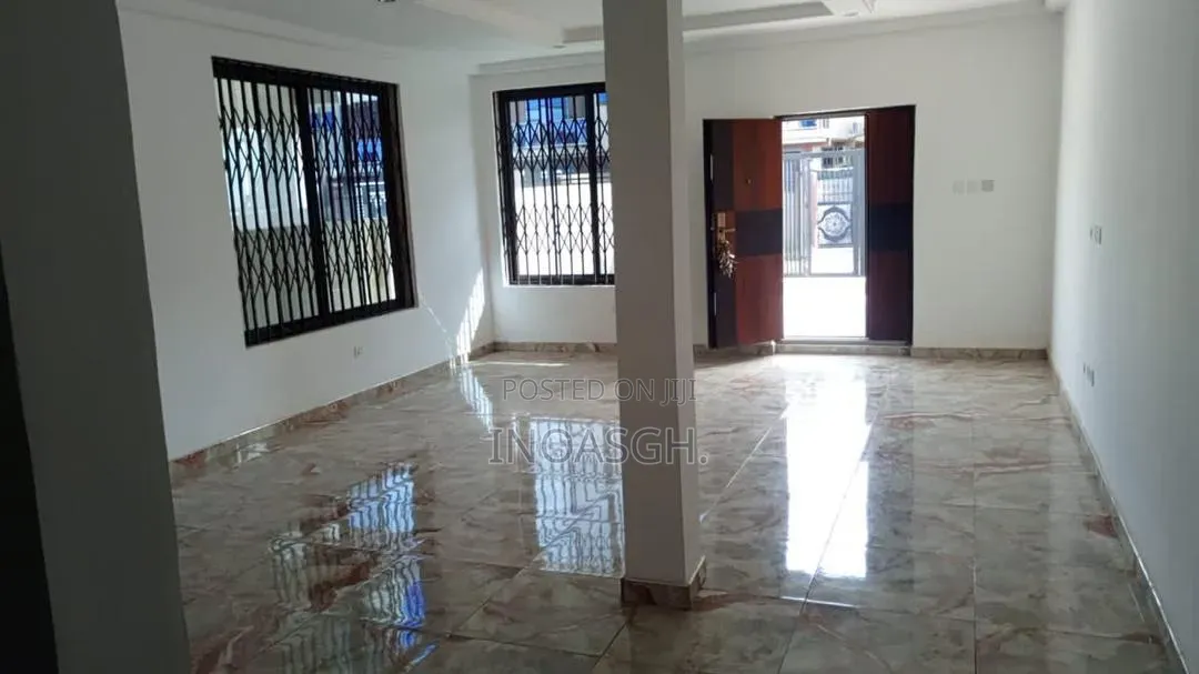 3bdrm Apartment in Oak Villa, Adenta for rent