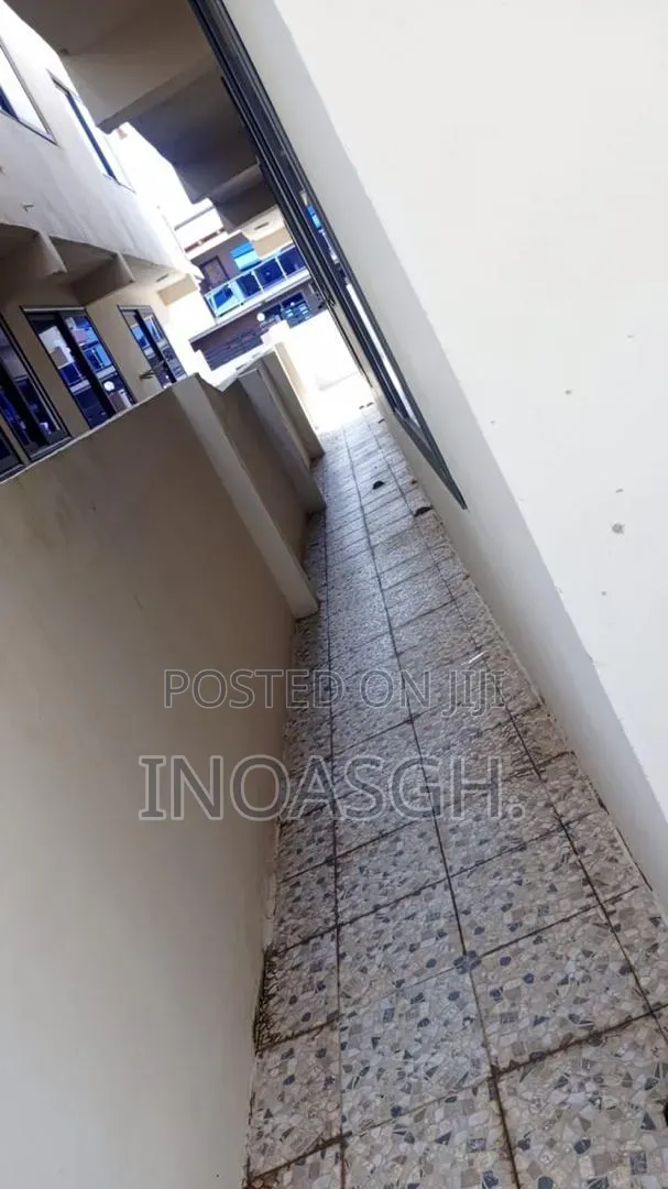 3bdrm Apartment in Oak Villa, Adenta for rent