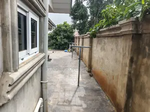 4bdrm House in Adenta, New Legon for rent