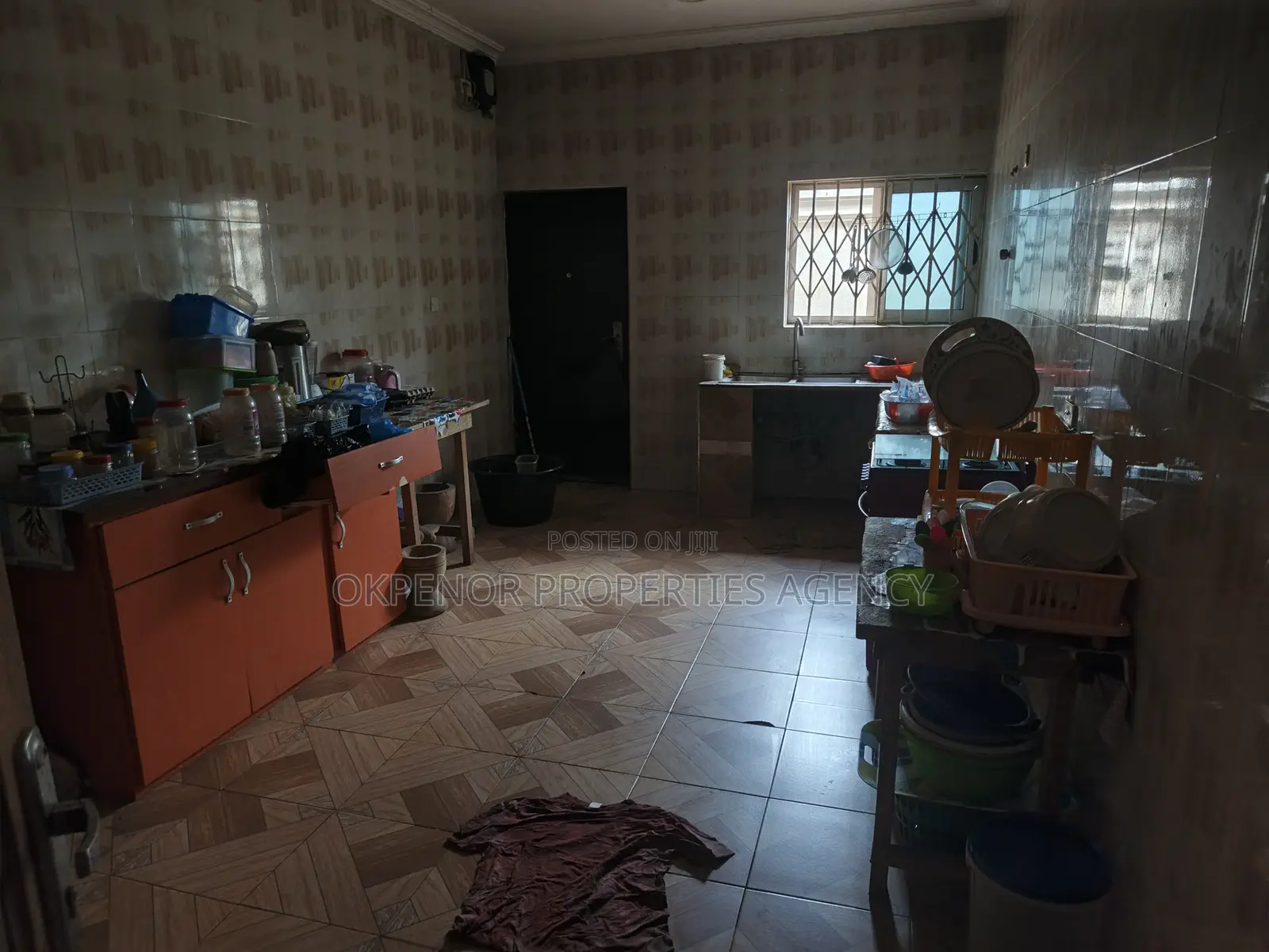 4bdrm House in Adenta, New Legon for rent