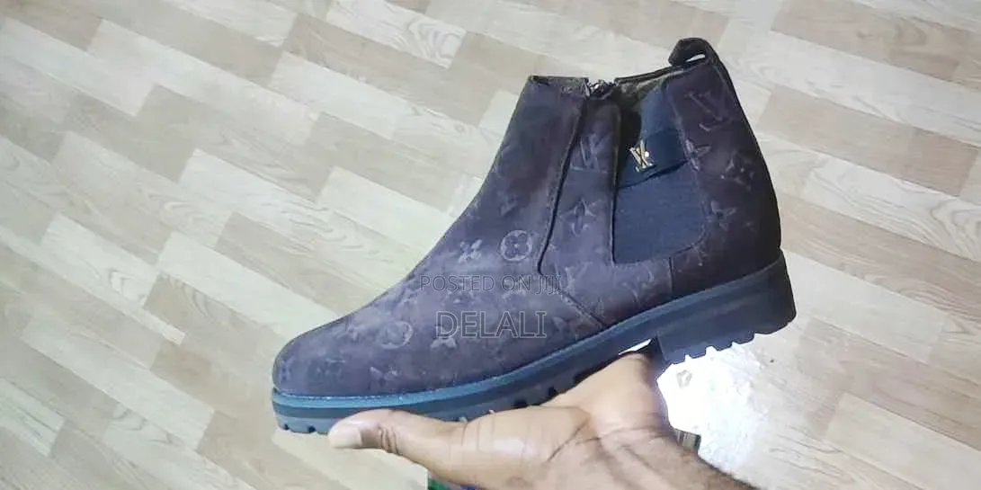 Luis Vuitton Chelsea/Desert Boot