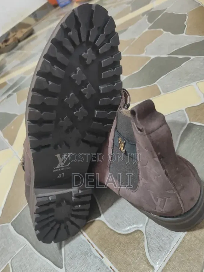 Luis Vuitton Chelsea/Desert Boot