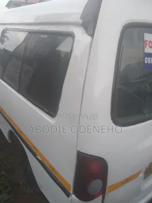 Hyundai H-100 2004 White