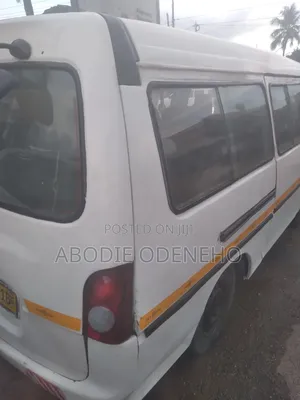 Hyundai H-100 2004 White