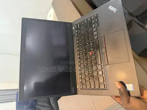 Laptop Lenovo ThinkPad X390 16GB Intel Core i5 SSD 256GB