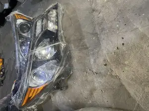 Toyota Rav4 2014 Headlight
