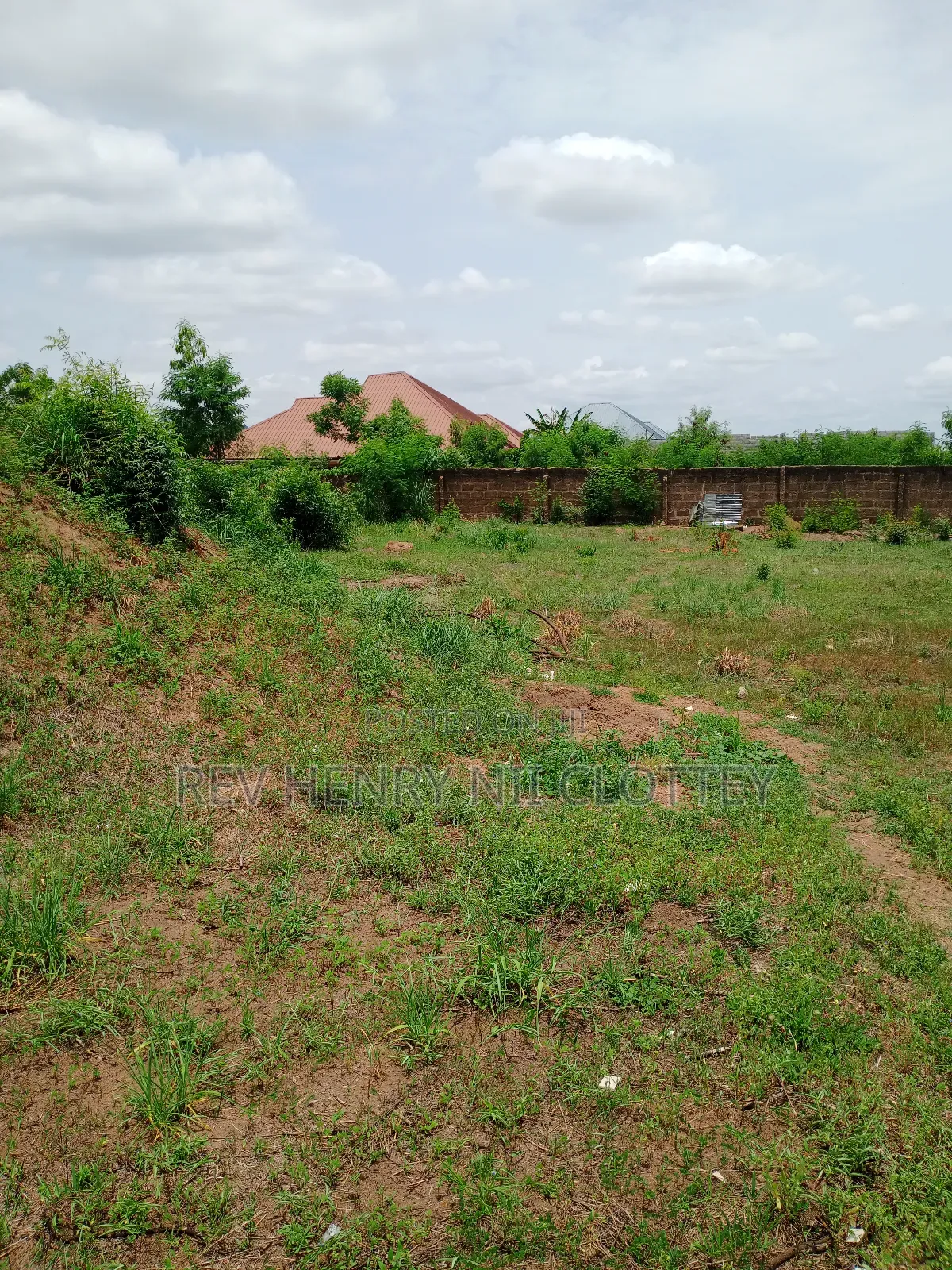6bdrm House in Hnc Properties, Unity Closed for sale