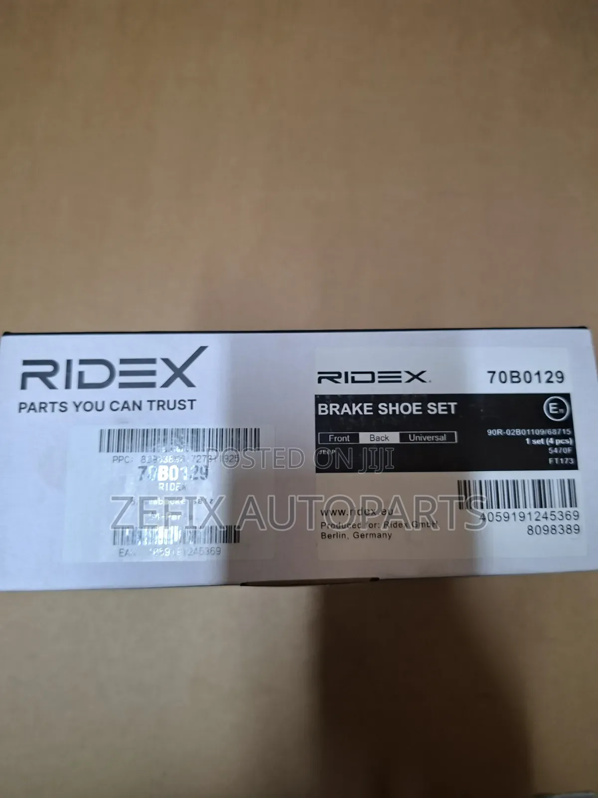 Jeep Cherokee Xj / Kj / Grand Cherokee Zj Rear Brake Shoes — Ridex