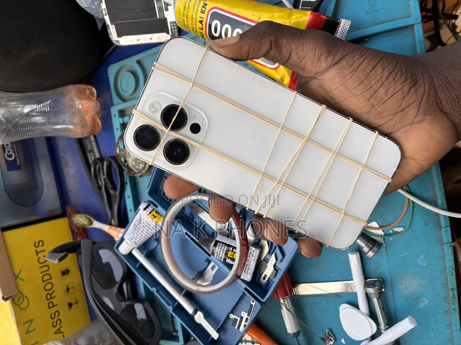 Laptop and Mobile Phones Repair