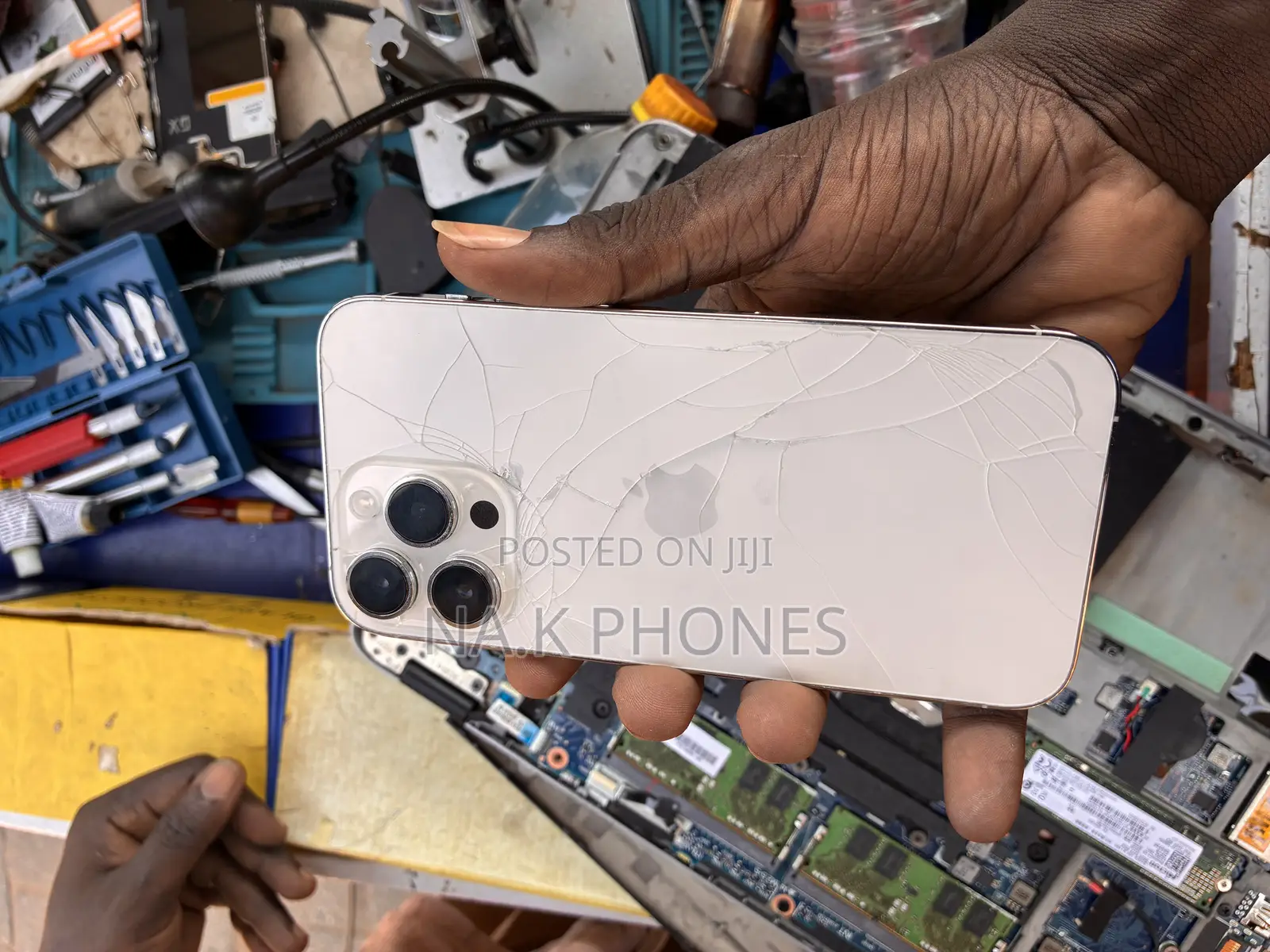Laptop and Mobile Phones Repair