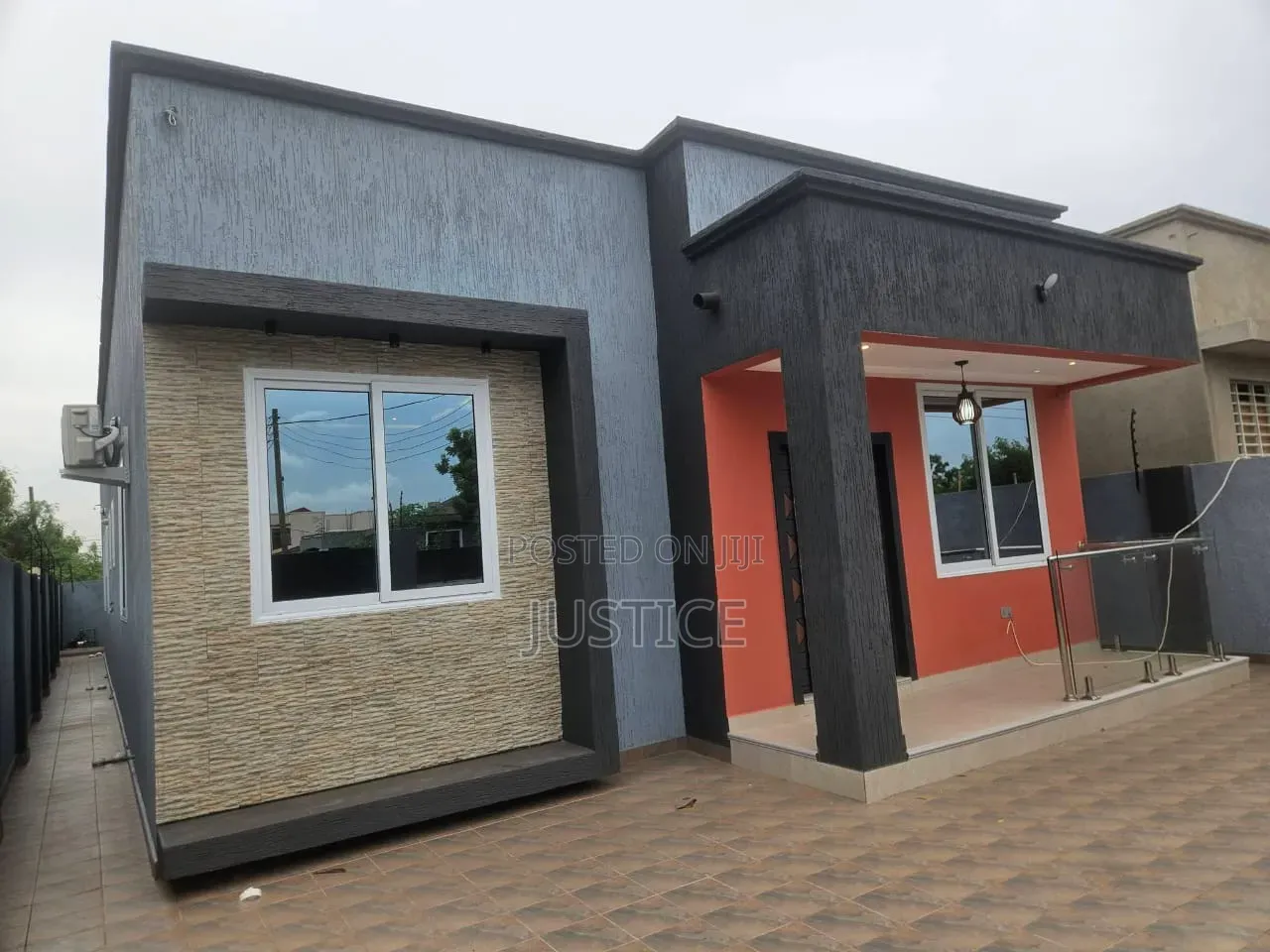 3bdrm House in Adenta Amrahia, Frafraha for sale