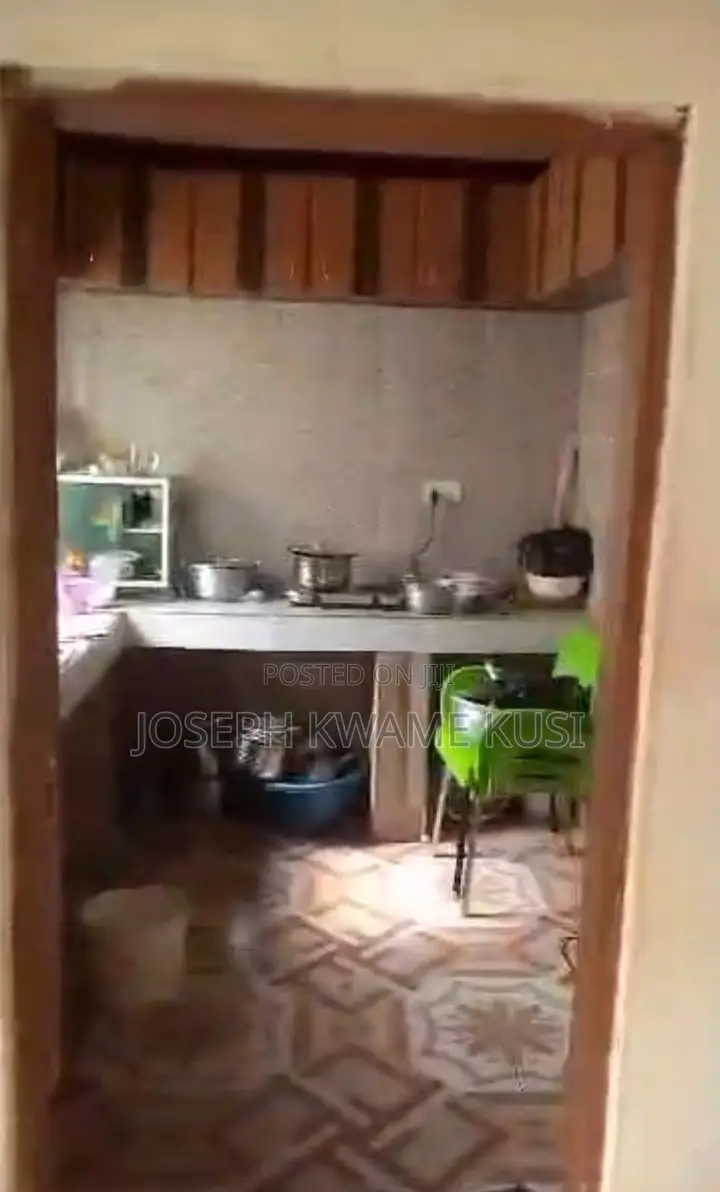 3bdrm House in Ga South Municipal for sale