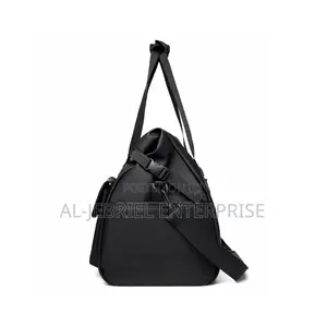 Levelo Travel Bag
