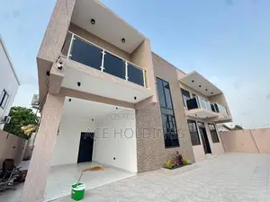 4bdrm House in Ashale Botwe for sale