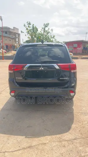 Mitsubishi Outlander 2018 Black