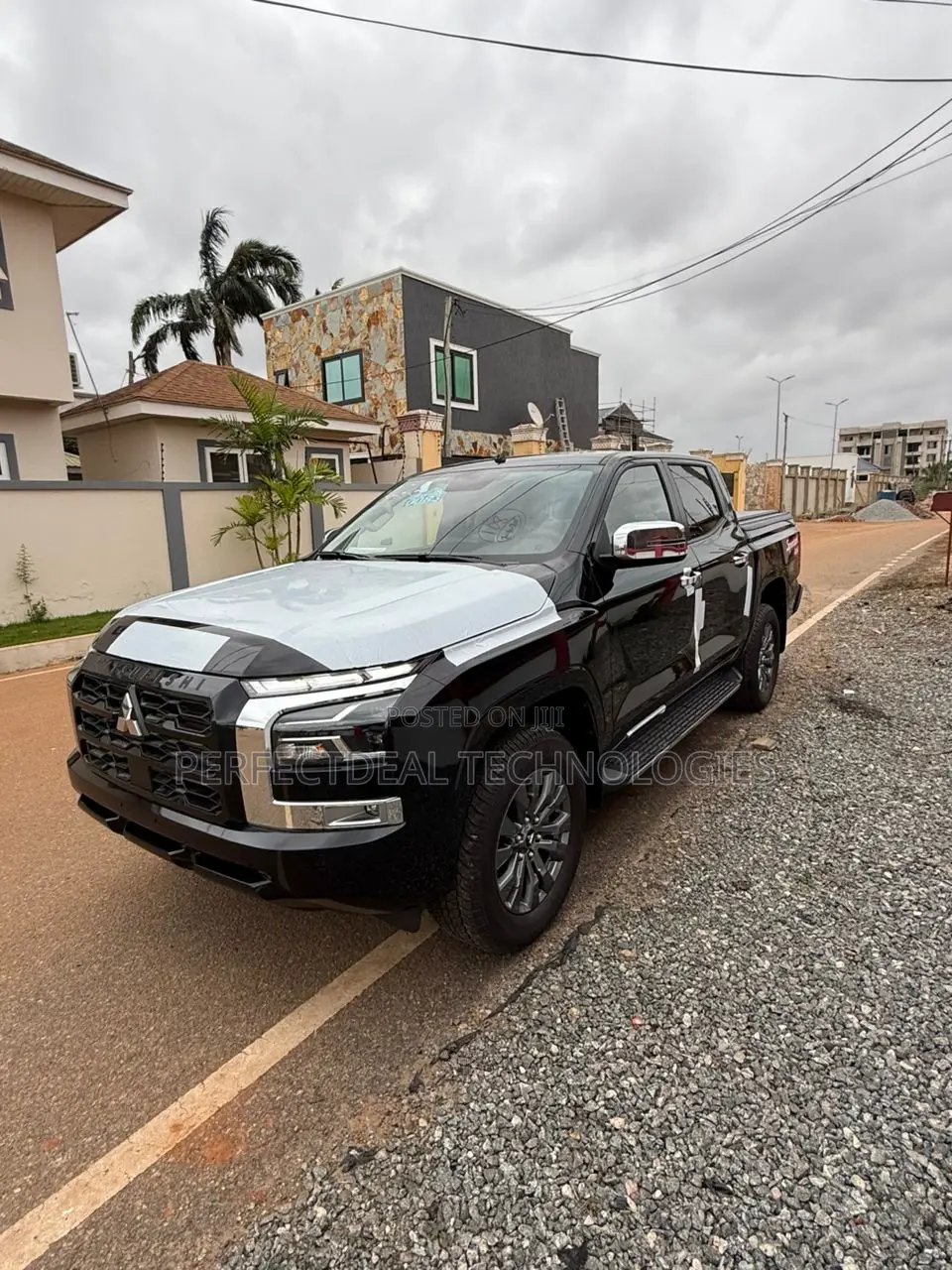 New Mitsubishi L200 2025 Black