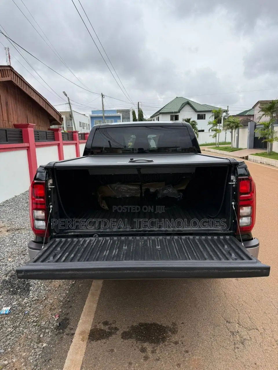 New Mitsubishi L200 2025 Black