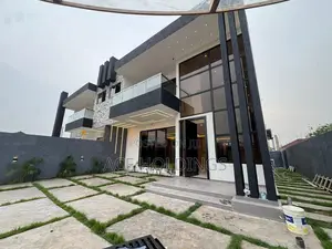 4bdrm Mansion in East Legon for sale
