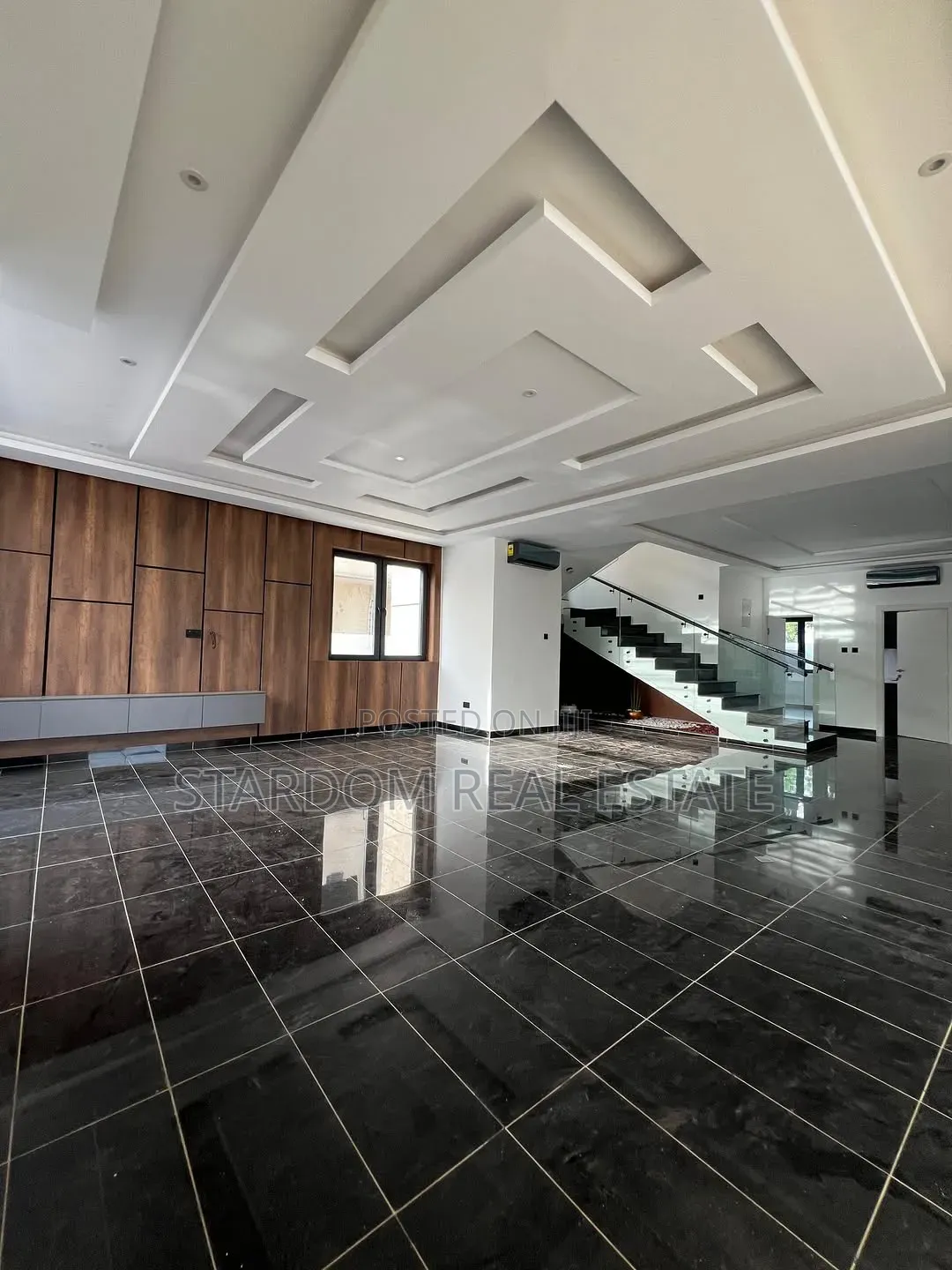5bdrm Duplex in East Legon, Ability for sale