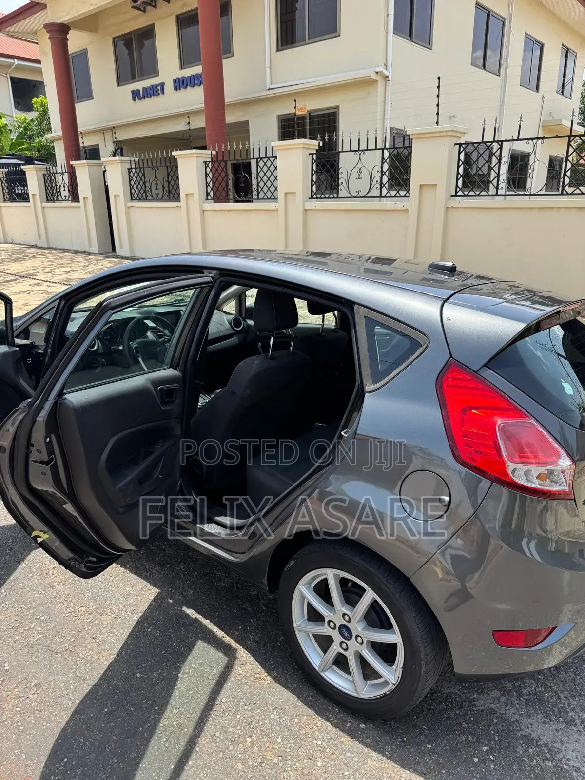 Ford Fiesta 2019 Gray
