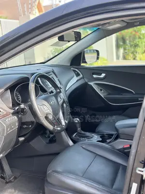 Hyundai Santa Fe Limited FWD 2017 Black