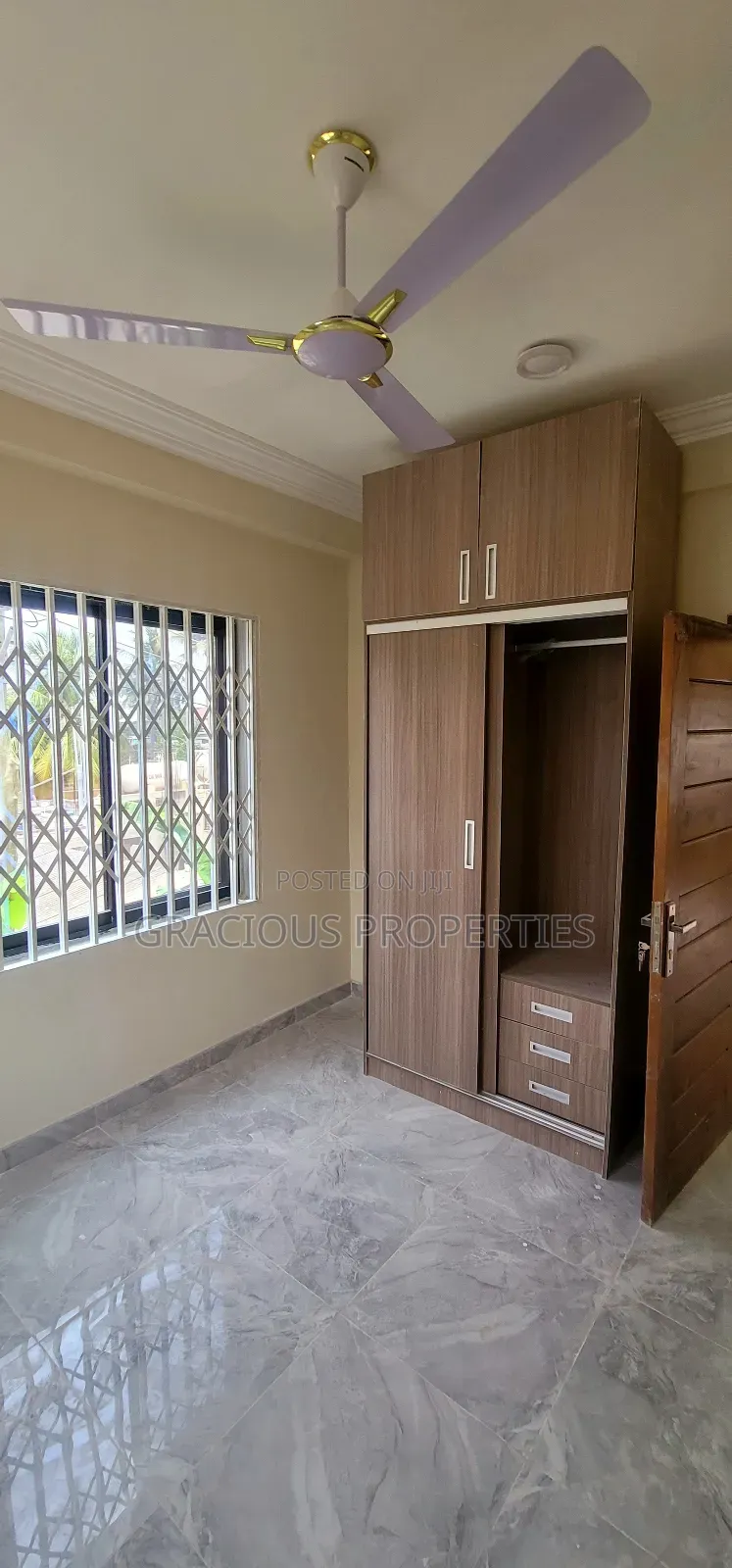 2bdrm Apartment in Gracious Properties, Lapaz for rent