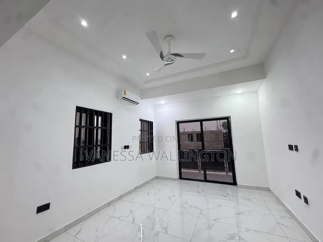 4bdrm House in Ashaley Botwe for sale
