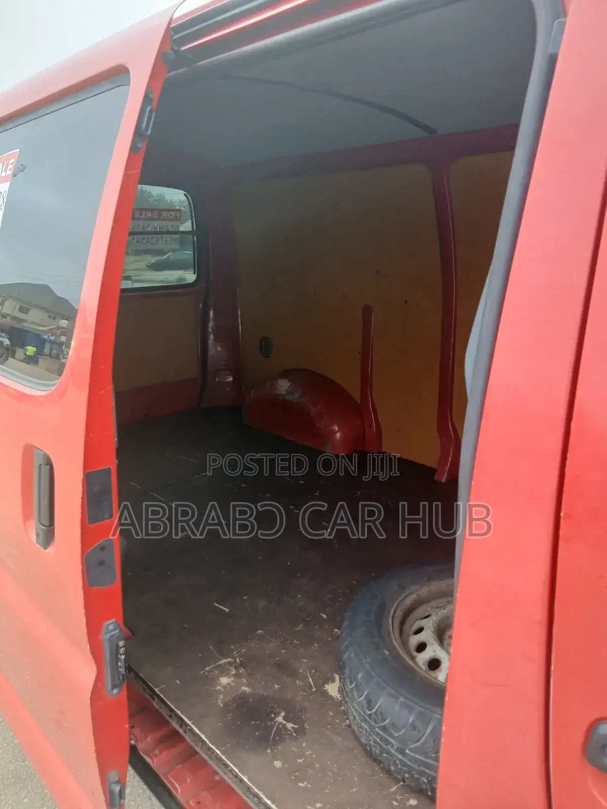 Toyota HiAce 2007 Red