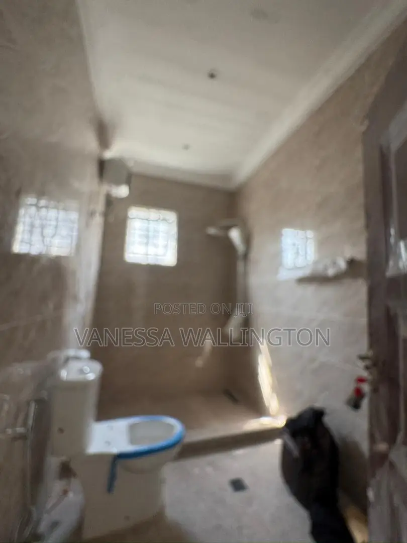 5bdrm House in East Legon Hills for sale