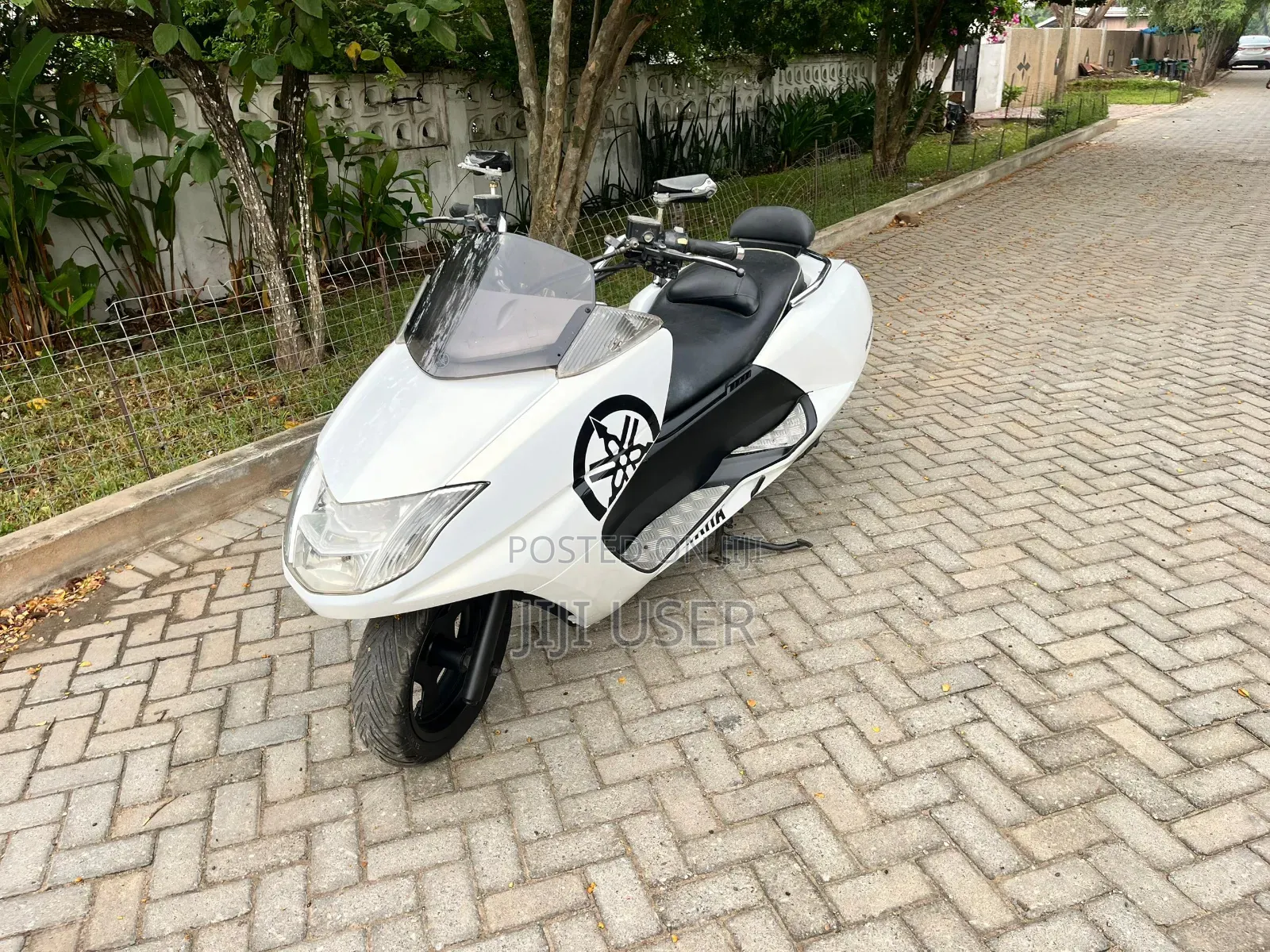 Motorcycle 2020 White