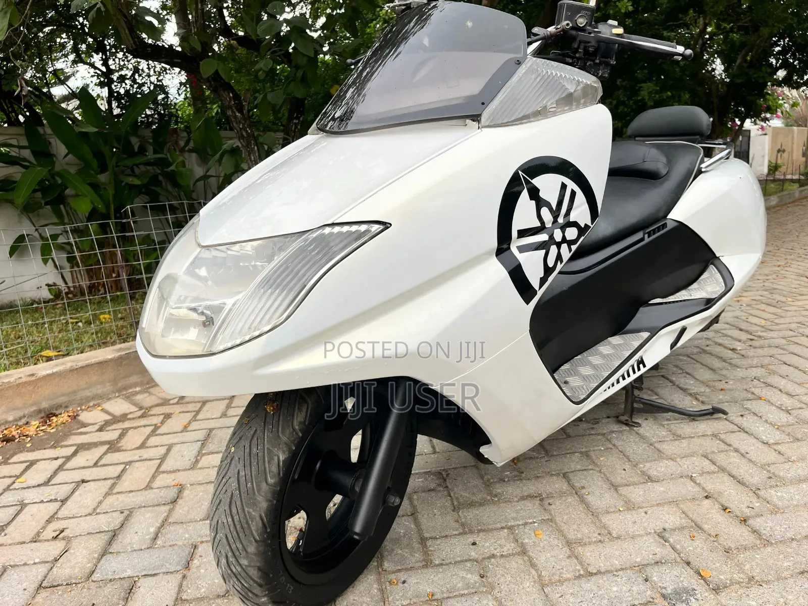 Motorcycle 2020 White