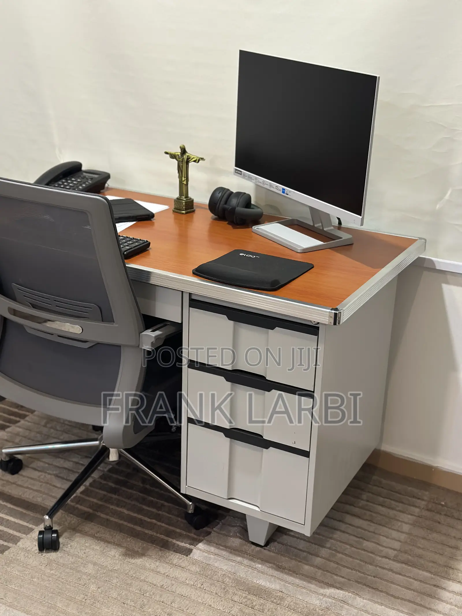 Upgrade Your Workspace: Comfy Grey Chair Stylish Desk/Table Combo!