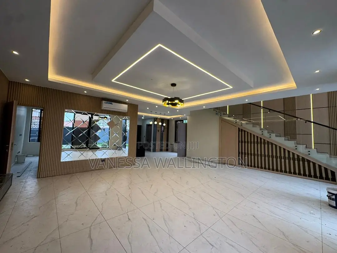 4bdrm House in East Legon for sale