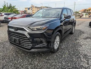 Toyota Grand Highlander XLE AWD 2024 Black