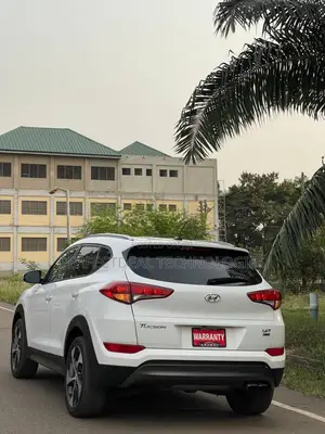 Hyundai Tucson 2016 White