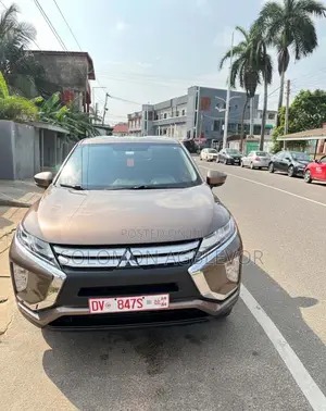 Mitsubishi Eclipse Cross 1.5 AWD 2020 Beige