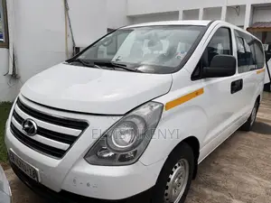 Hyundai H1 2018 White