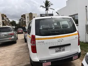 Hyundai H1 2018 White