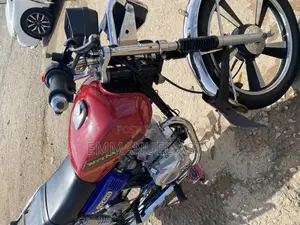 Royal RY125 2025 Red