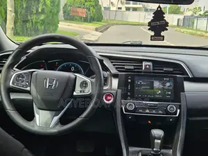 Honda Civic EX Sedan 2018 White