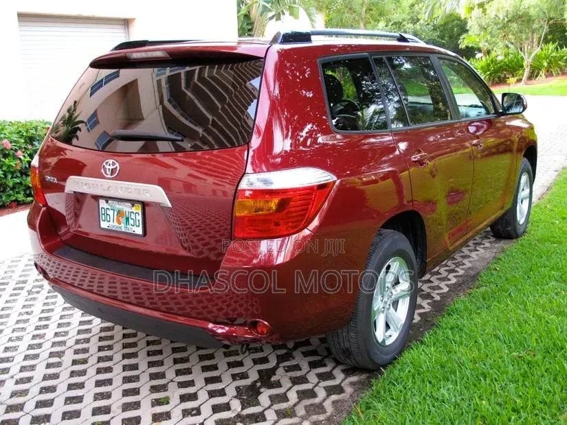 Premium Professional Car Spraying (Dhascol Motors)