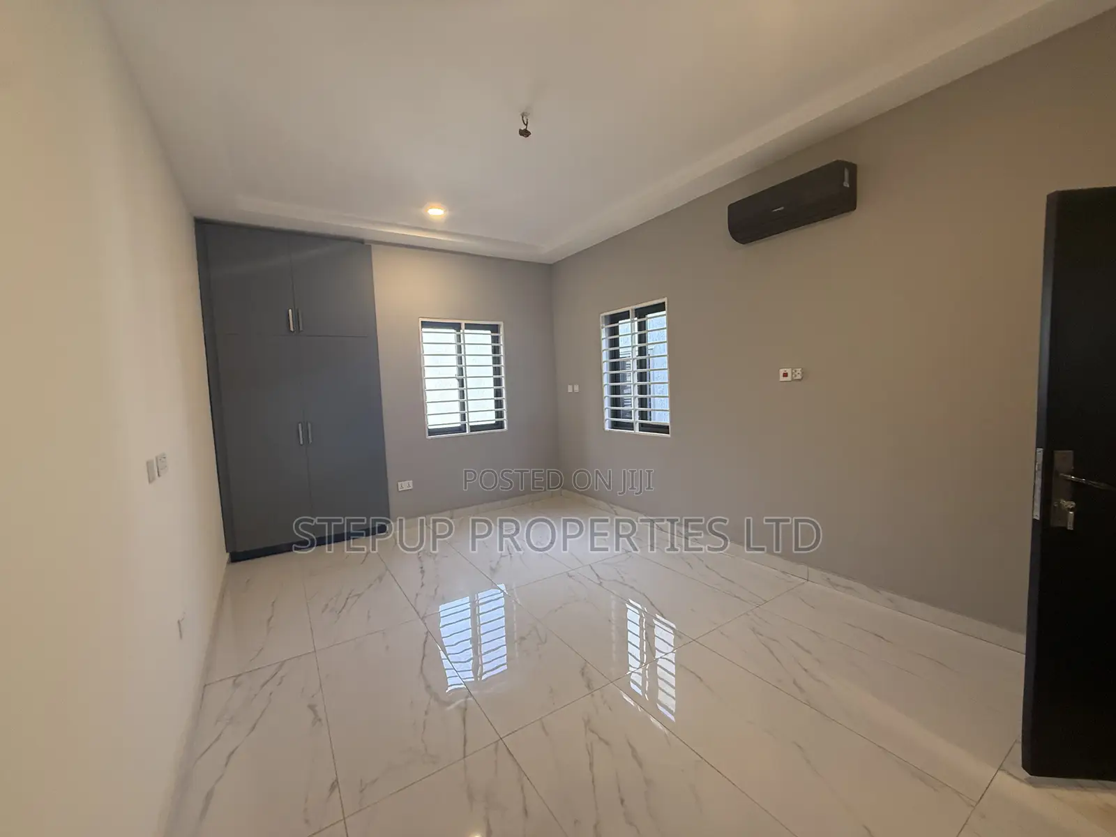 5bdrm House in East Legon Hills for sale