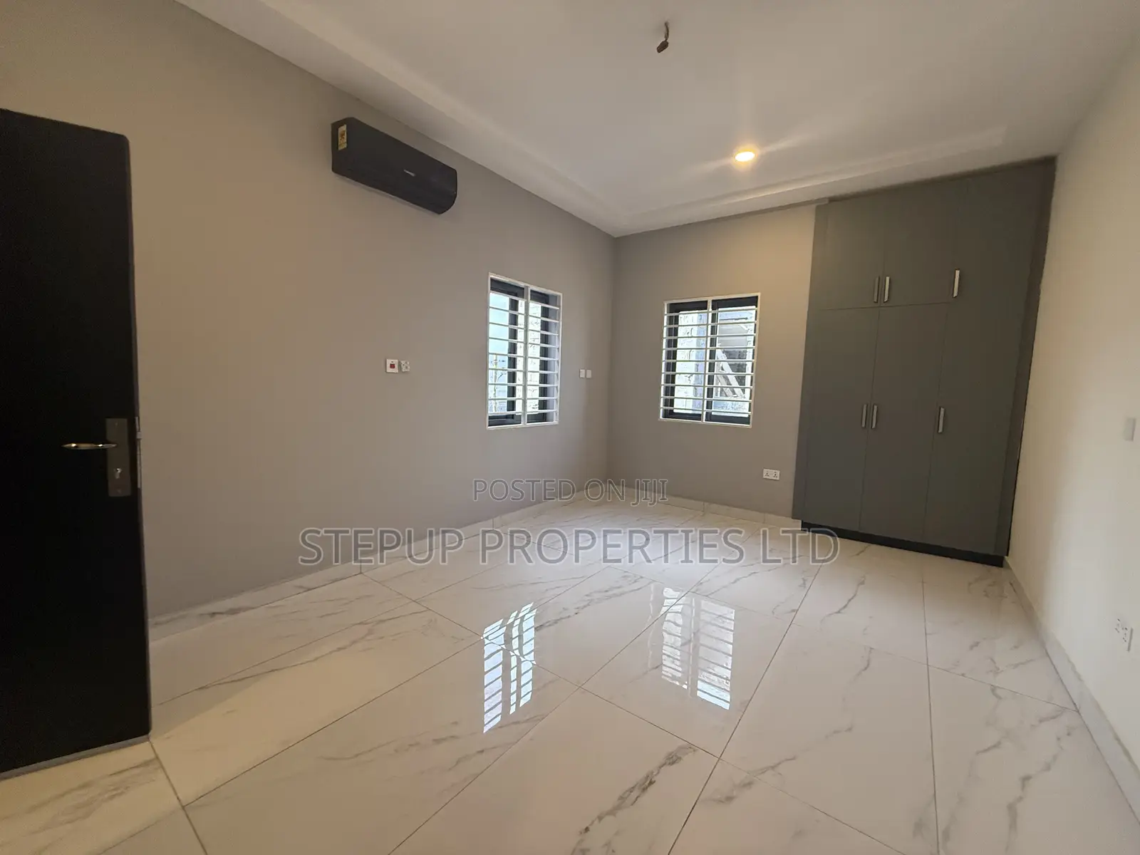5bdrm House in East Legon Hills for sale