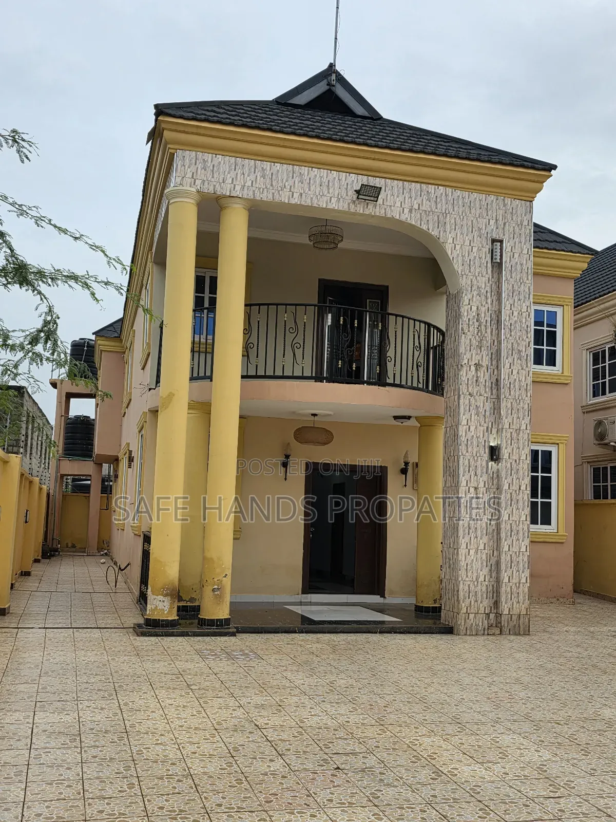 4bdrm House in Accra Metropolitan for rent