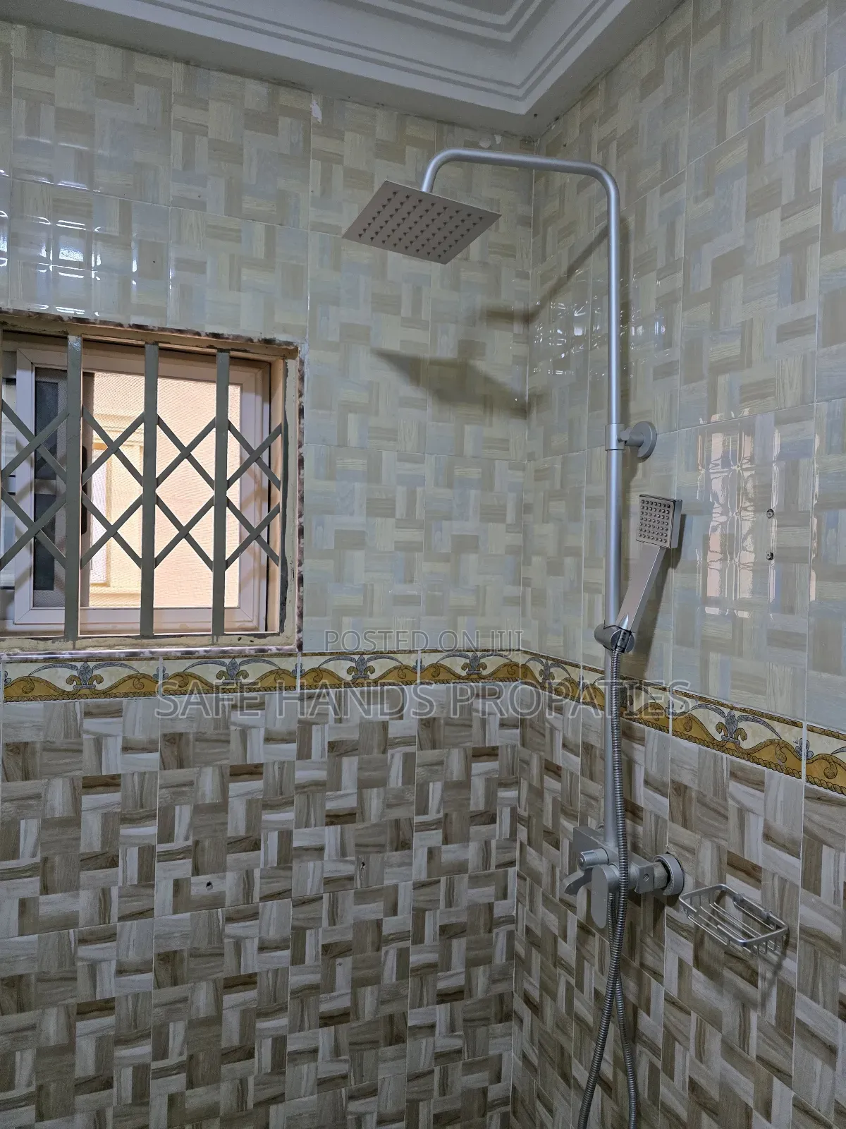 4bdrm House in Accra Metropolitan for rent