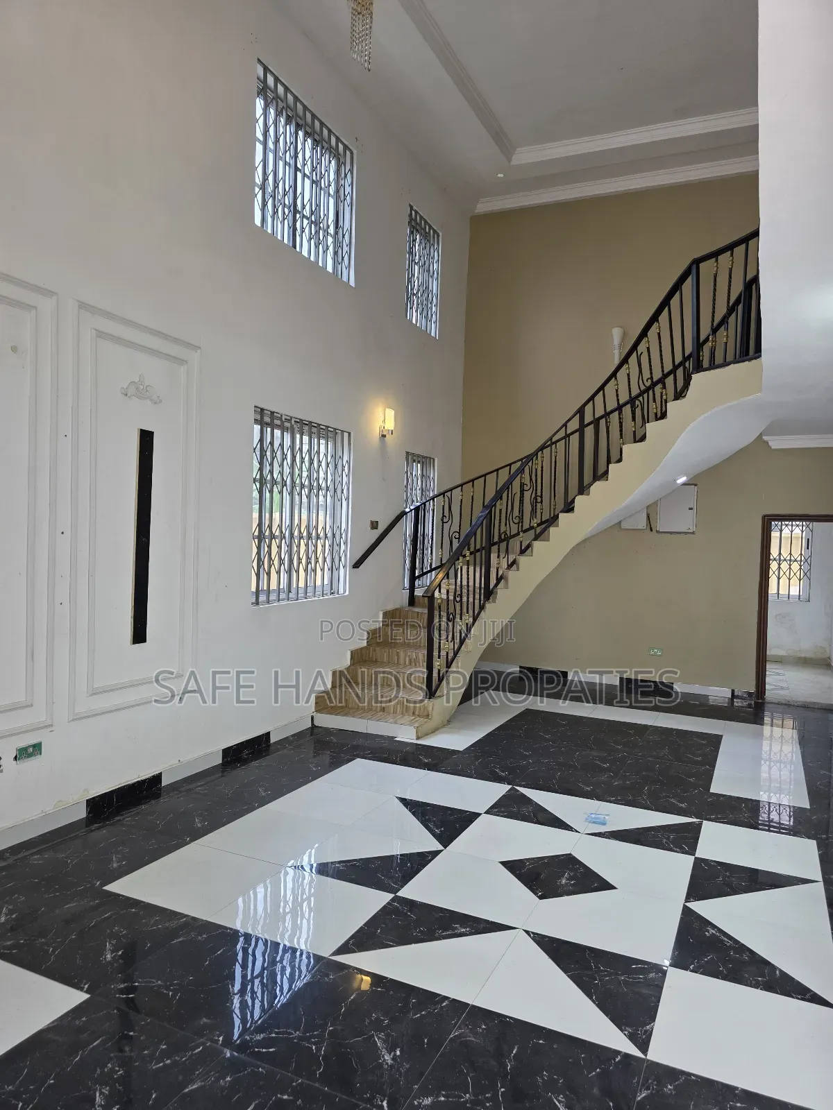 4bdrm House in Accra Metropolitan for rent
