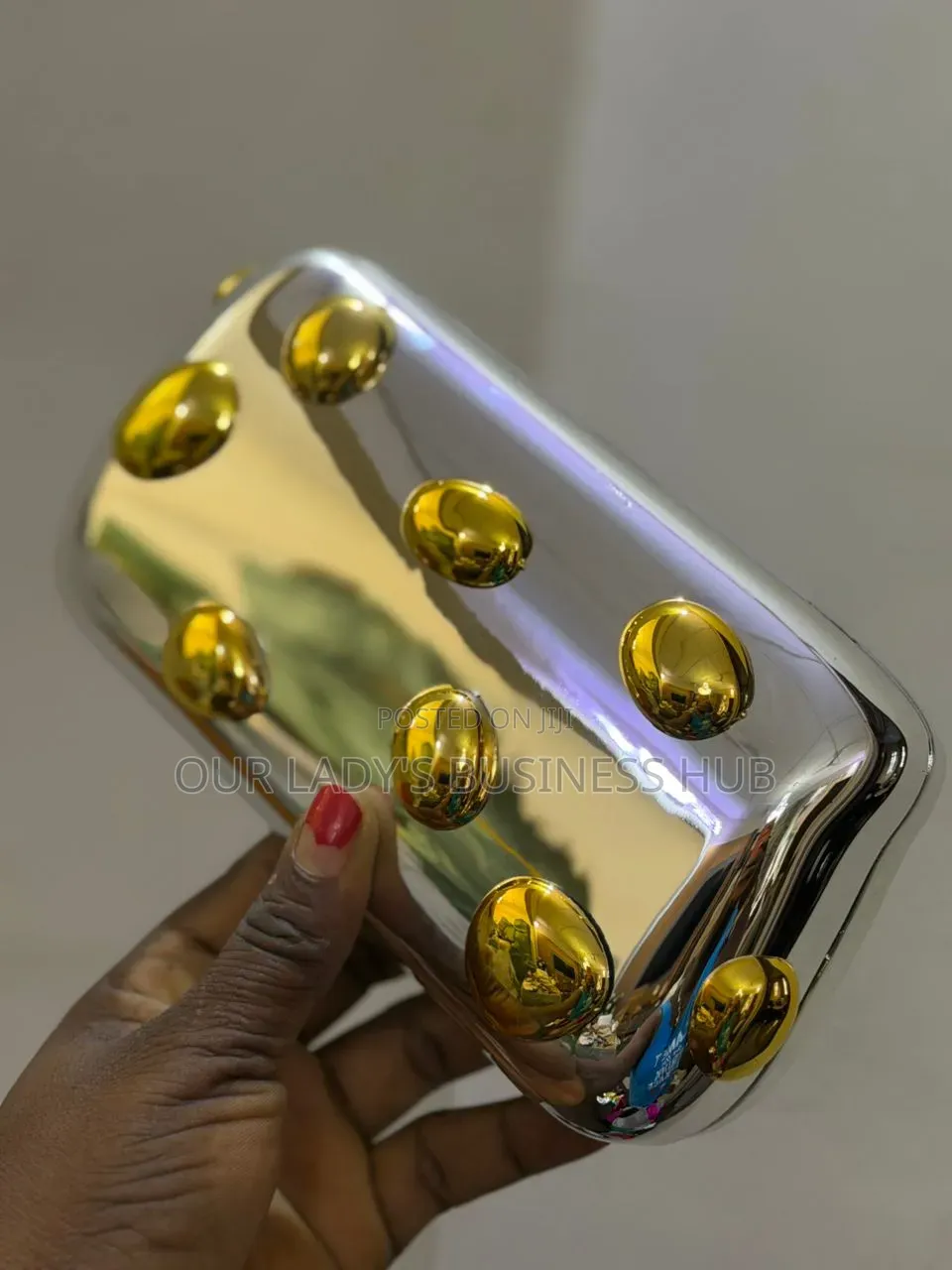 Classy Clutch for All Occasion